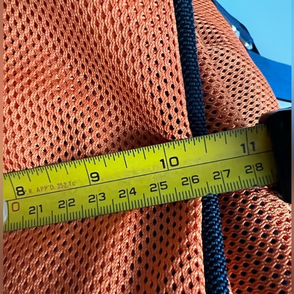 Fun transforming gym bag/ weekend bag/ duffle bag with inside removable poches - Picture 11 of 14